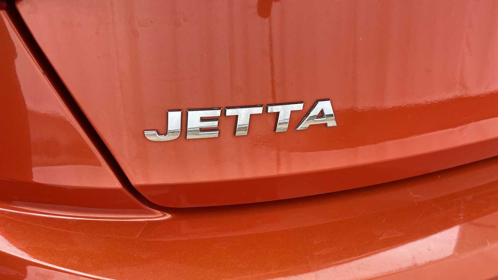 Thumbnail: 2019 Volkswagen Jetta - 32