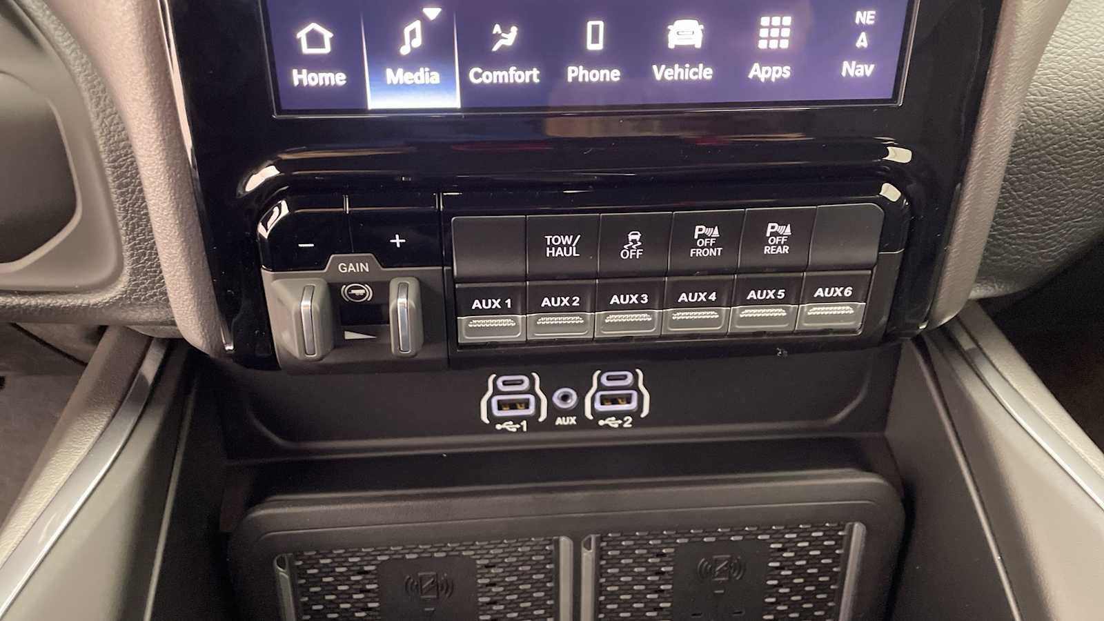 Thumbnail: 2026 RAM 2500 - 24