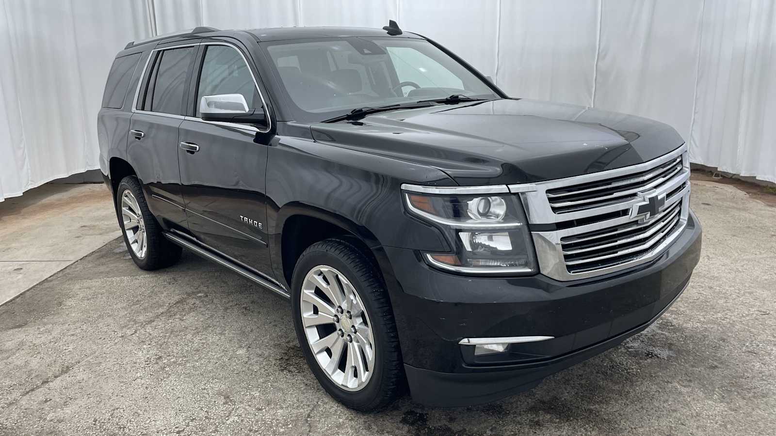 Thumbnail: 2019 Chevrolet Tahoe - 38