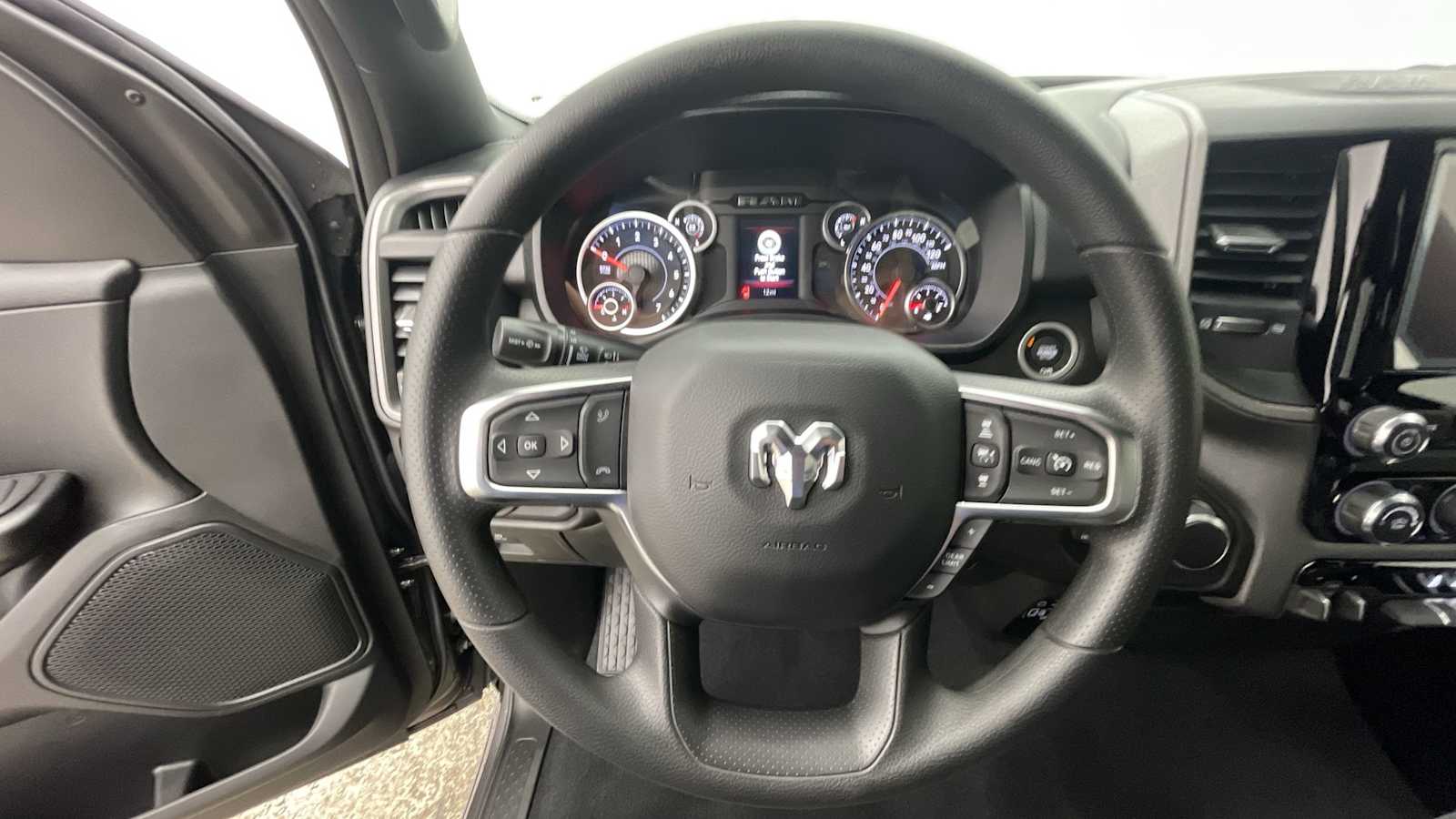 Thumbnail: 2025 RAM 1500 - 11