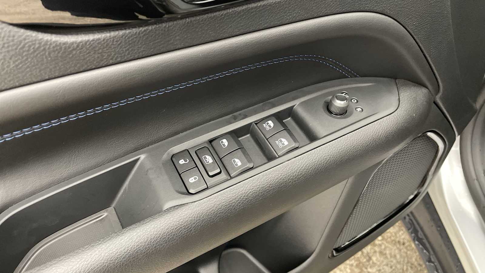 Thumbnail: 2026 Jeep Compass - 6