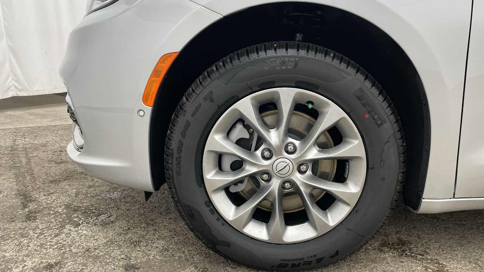 Thumbnail: 2026 Chrysler Pacifica - 46