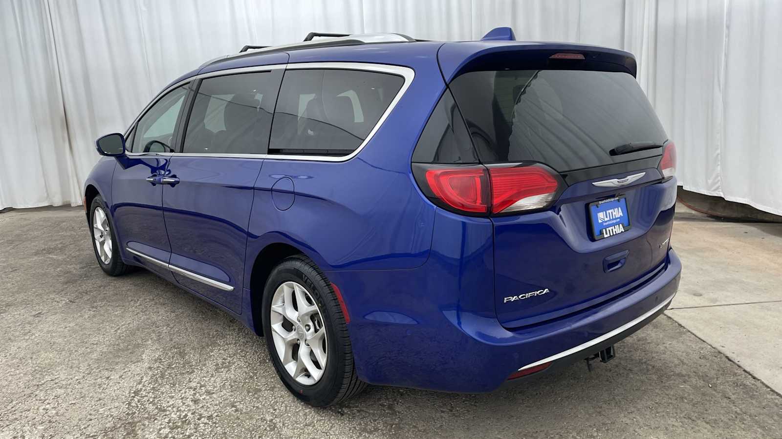 Thumbnail: 2020 Chrysler Pacifica - 37