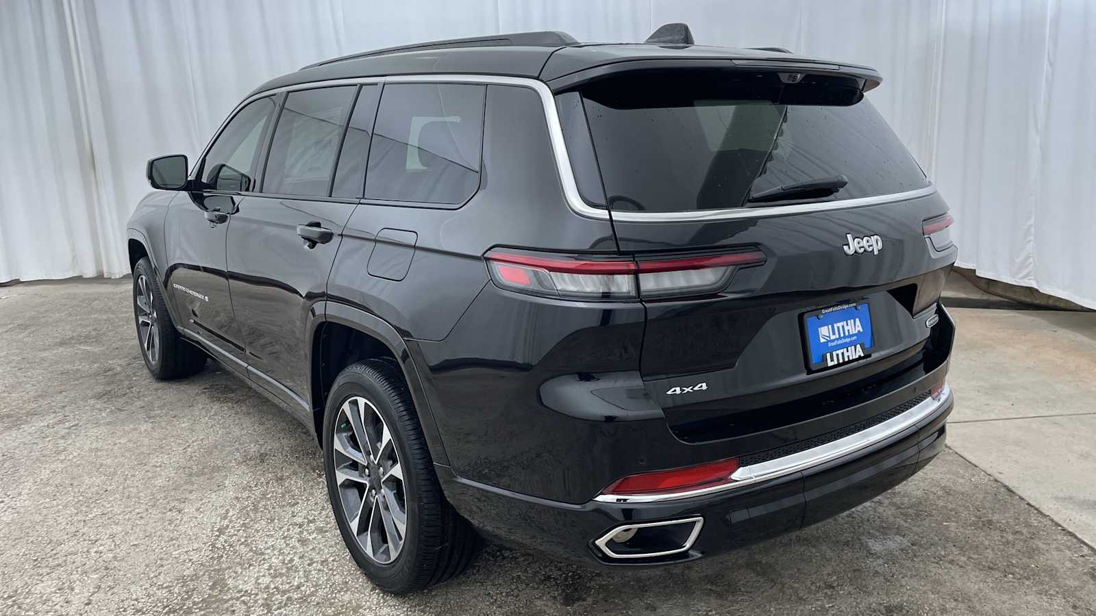 Thumbnail: 2025 Jeep Grand Cherokee - 37