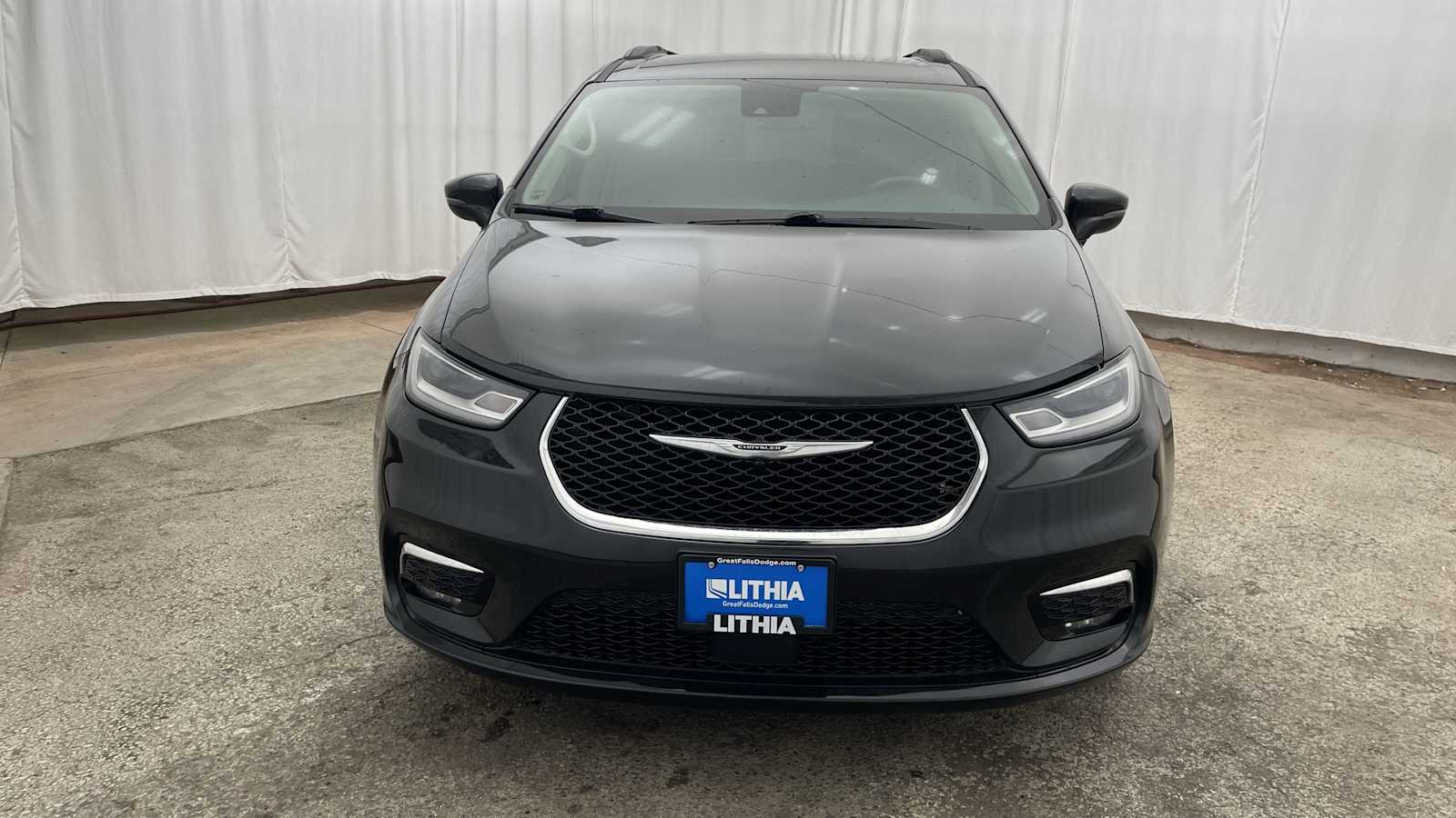 Thumbnail: 2022 Chrysler Pacifica - 37