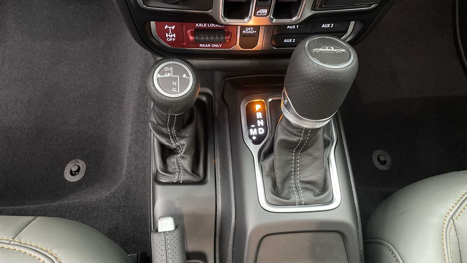 Thumbnail: 2025 Jeep Gladiator - 20