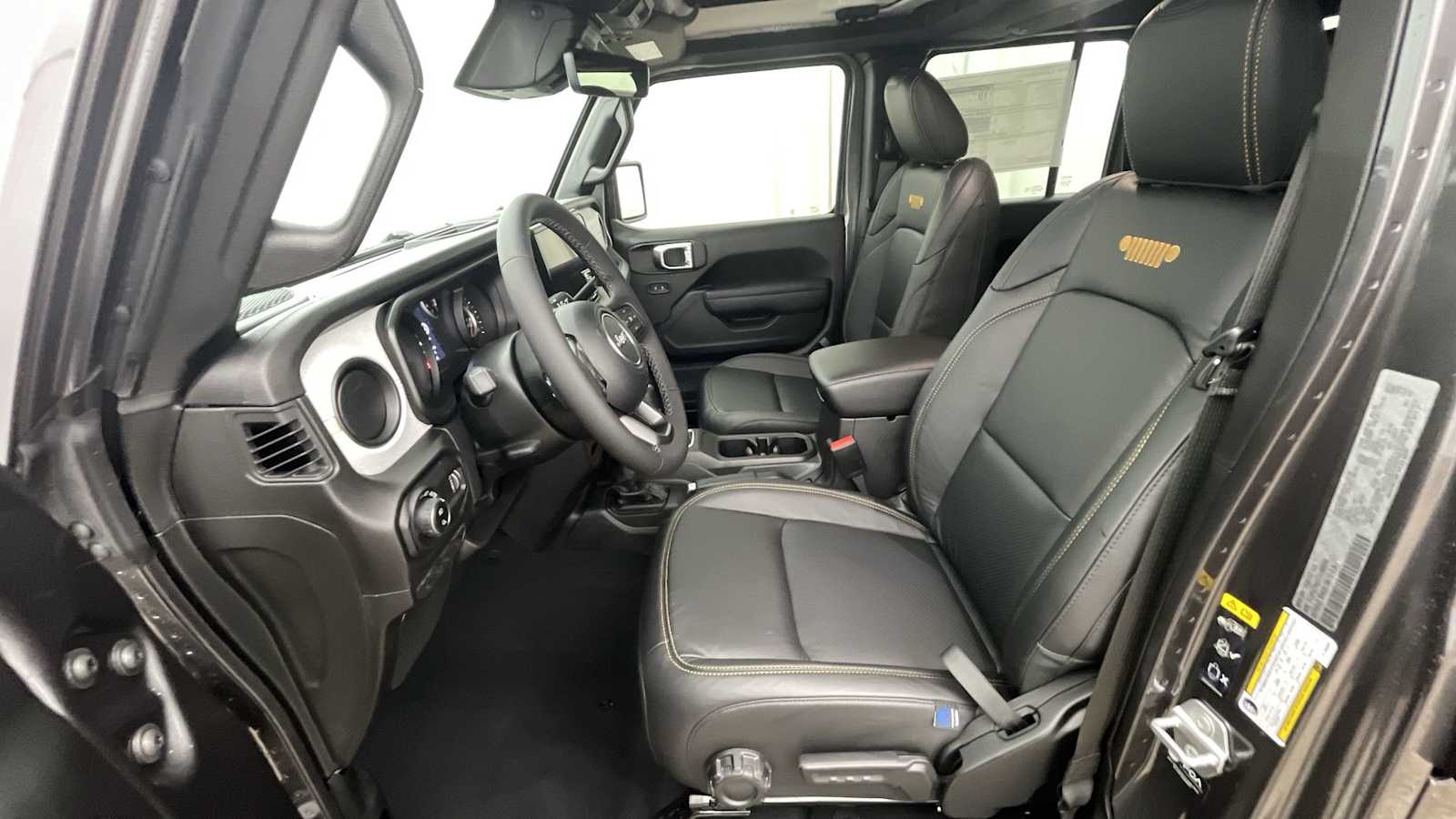 Thumbnail: 2026 Jeep Gladiator - 6