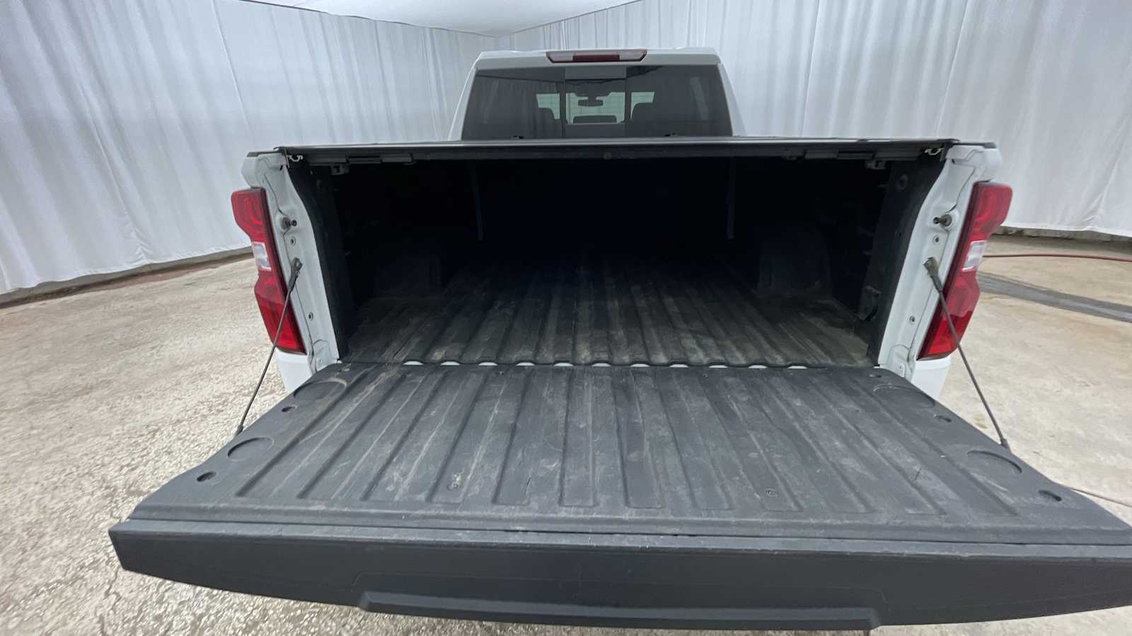 Thumbnail: 2021 Chevrolet Silverado 1500 - 29