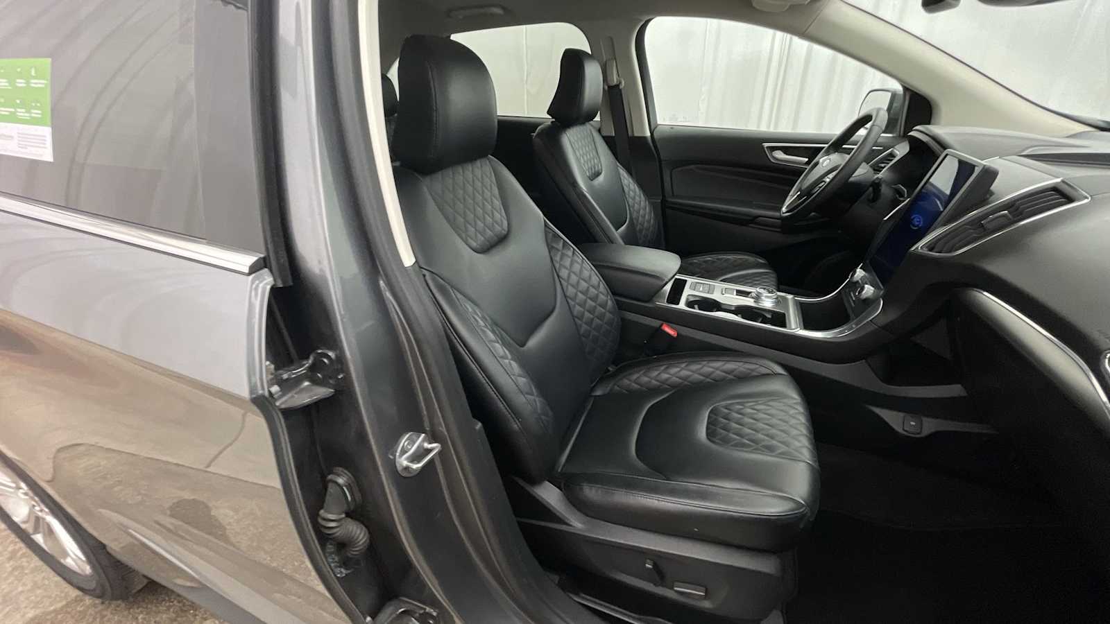 Thumbnail: 2024 Ford Edge - 10