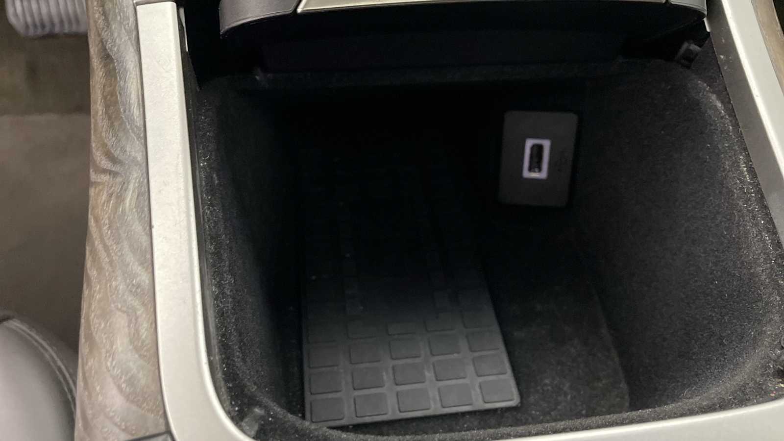 Thumbnail: 2019 Lincoln Nautilus - 21