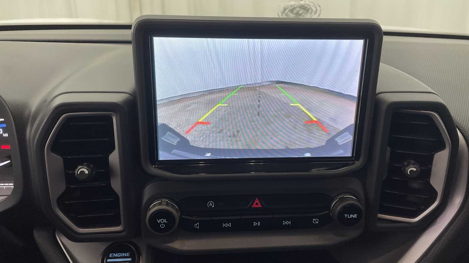 Thumbnail: 2021 Ford Bronco Sport - 4