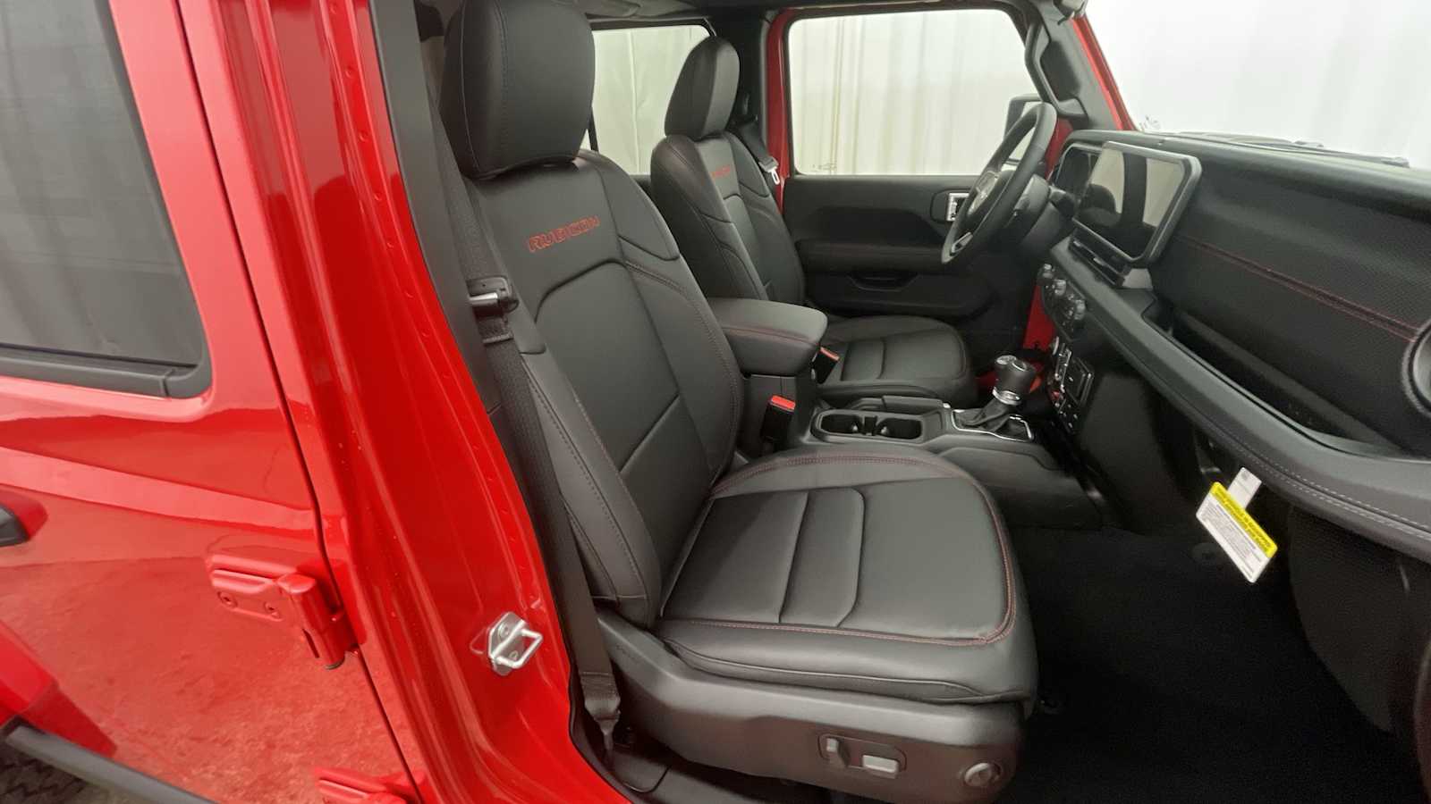 Thumbnail: 2025 Jeep Gladiator - 11