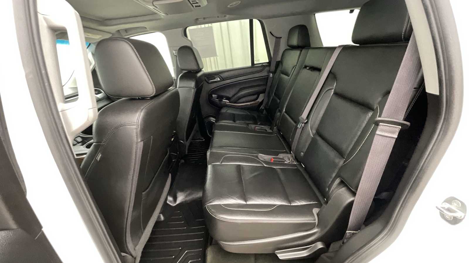 Thumbnail: 2016 Chevrolet Tahoe - 10