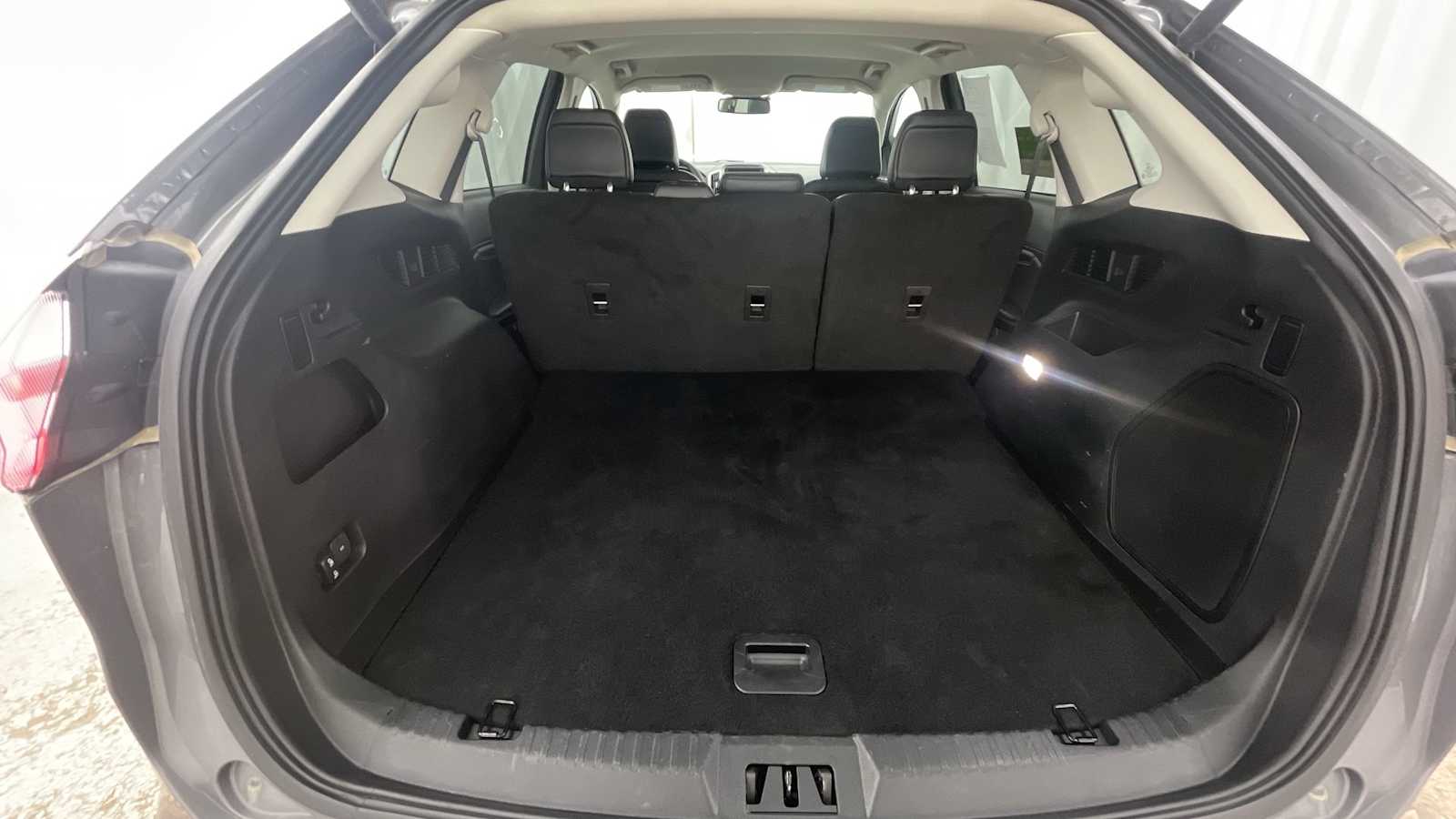 Thumbnail: 2024 Ford Edge - 30