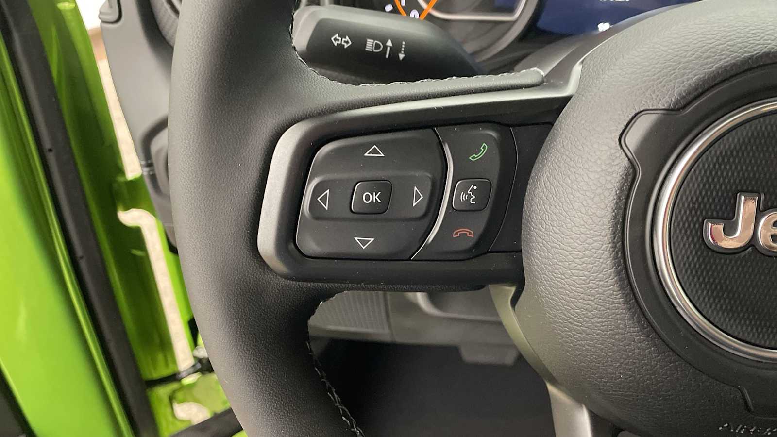 Thumbnail: 2026 Jeep Gladiator - 14