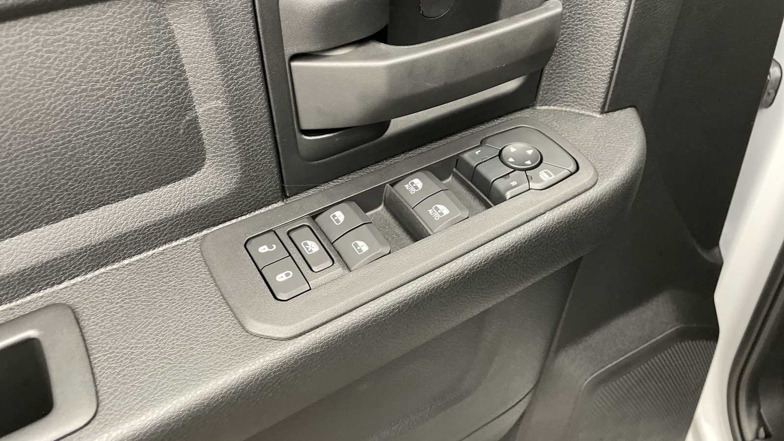 Thumbnail: 2026 RAM 3500 - 7