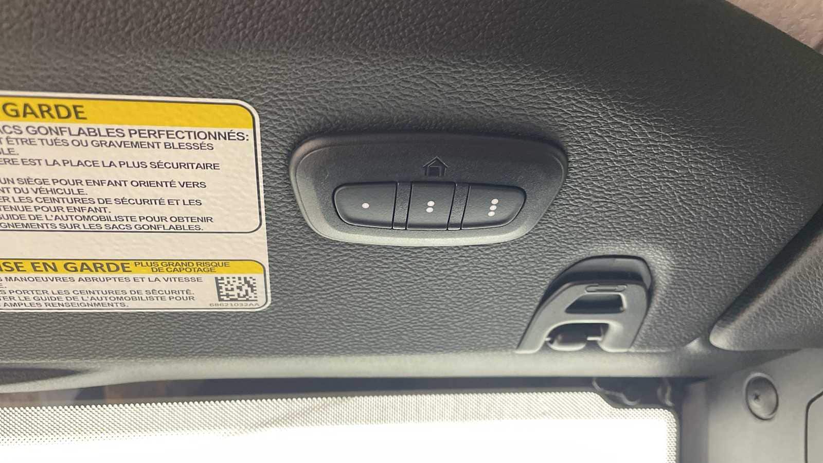 Thumbnail: 2025 Jeep Gladiator - 24