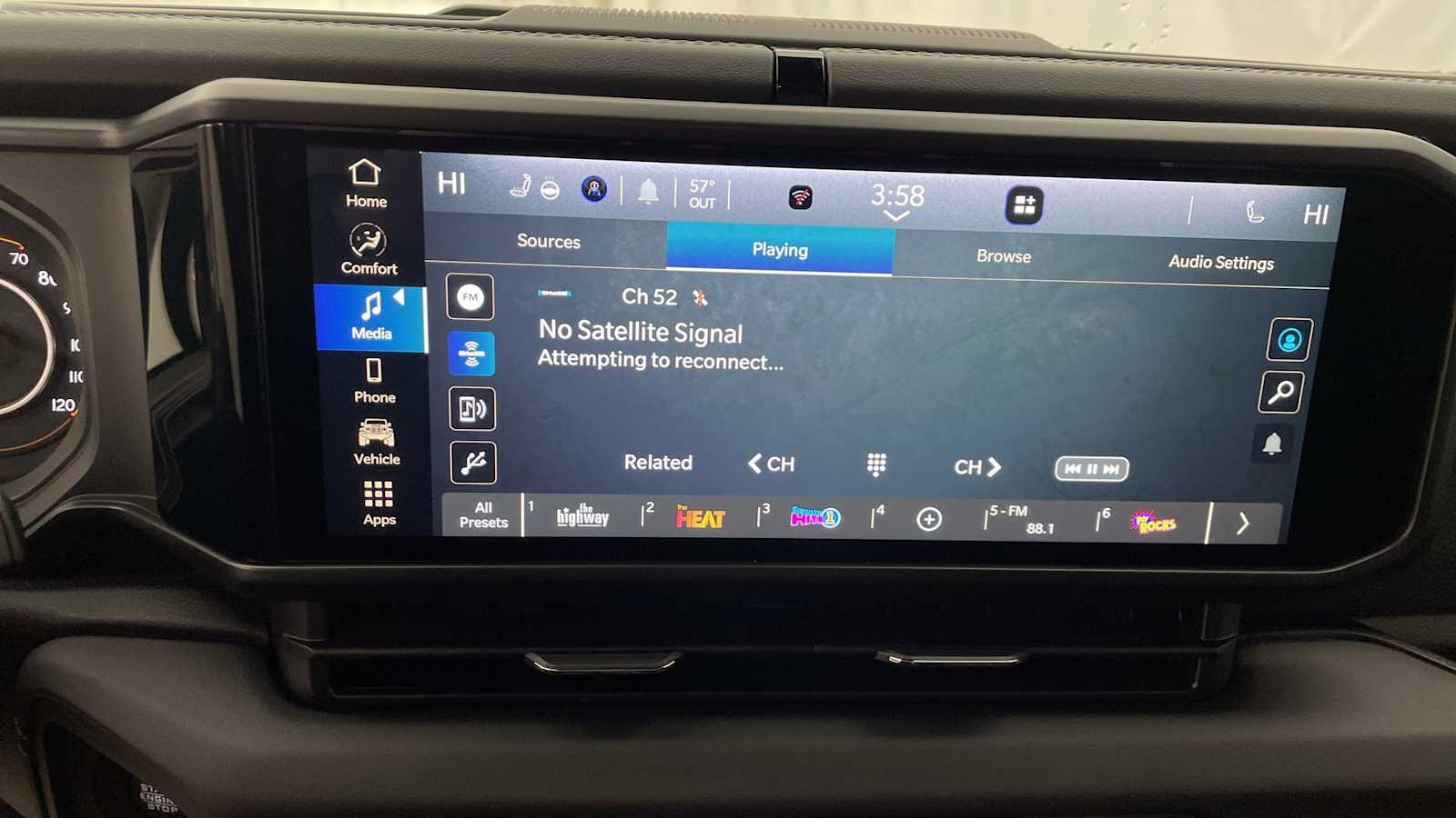 Thumbnail: 2025 Jeep Gladiator - 18