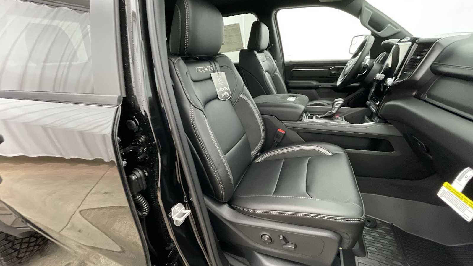 Thumbnail: 2026 RAM 1500 - 11