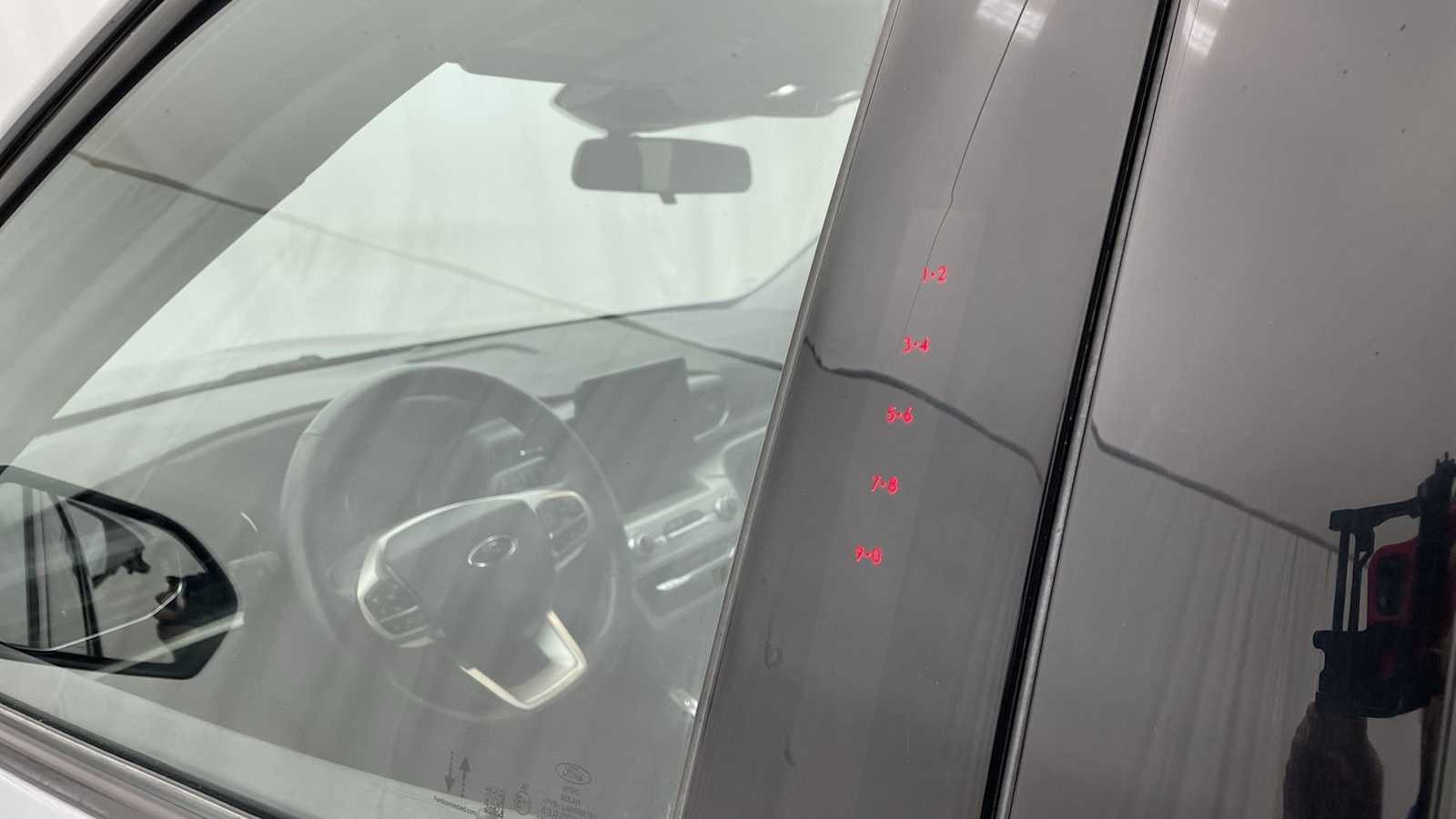 Thumbnail: 2022 Ford Explorer - 29