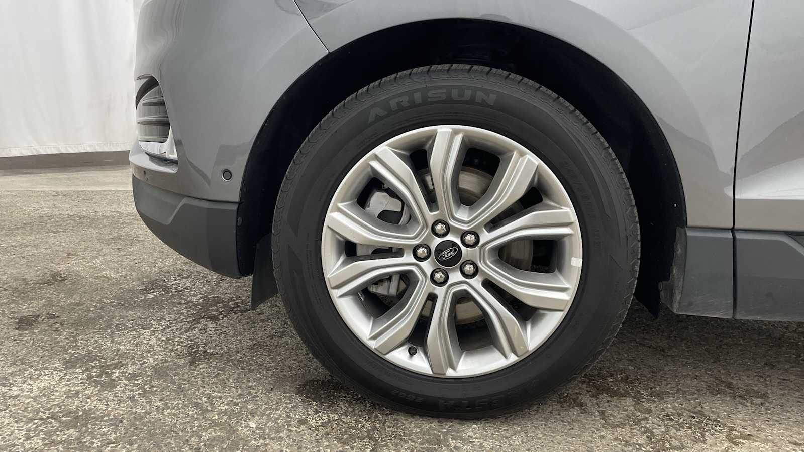 Thumbnail: 2024 Ford Edge - 39