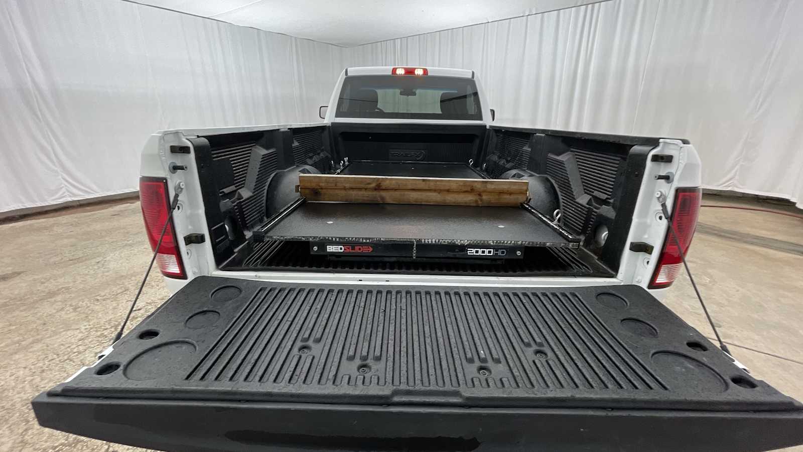 Thumbnail: 2021 RAM 1500 Classic - 21