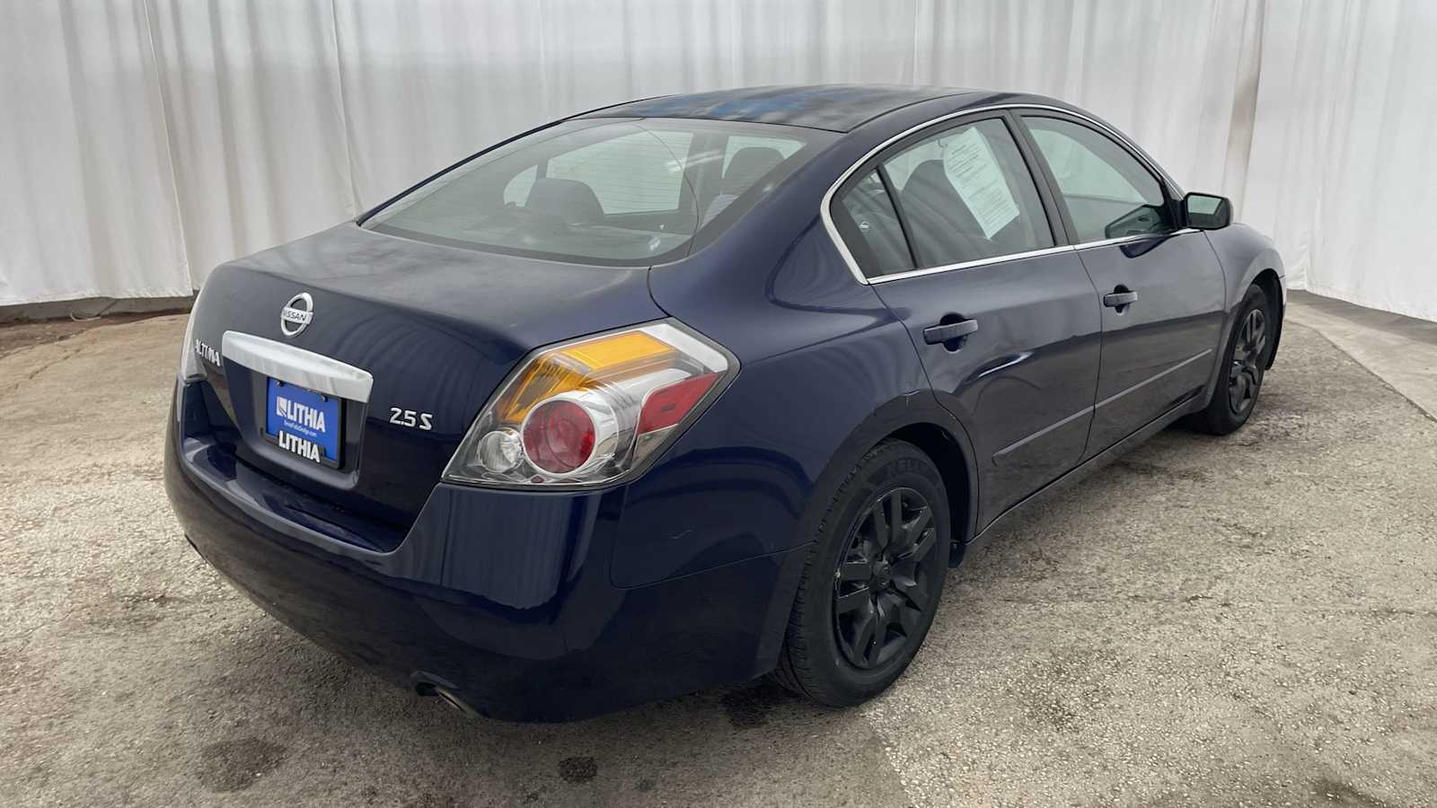 Thumbnail: 2012 Nissan Altima - 26