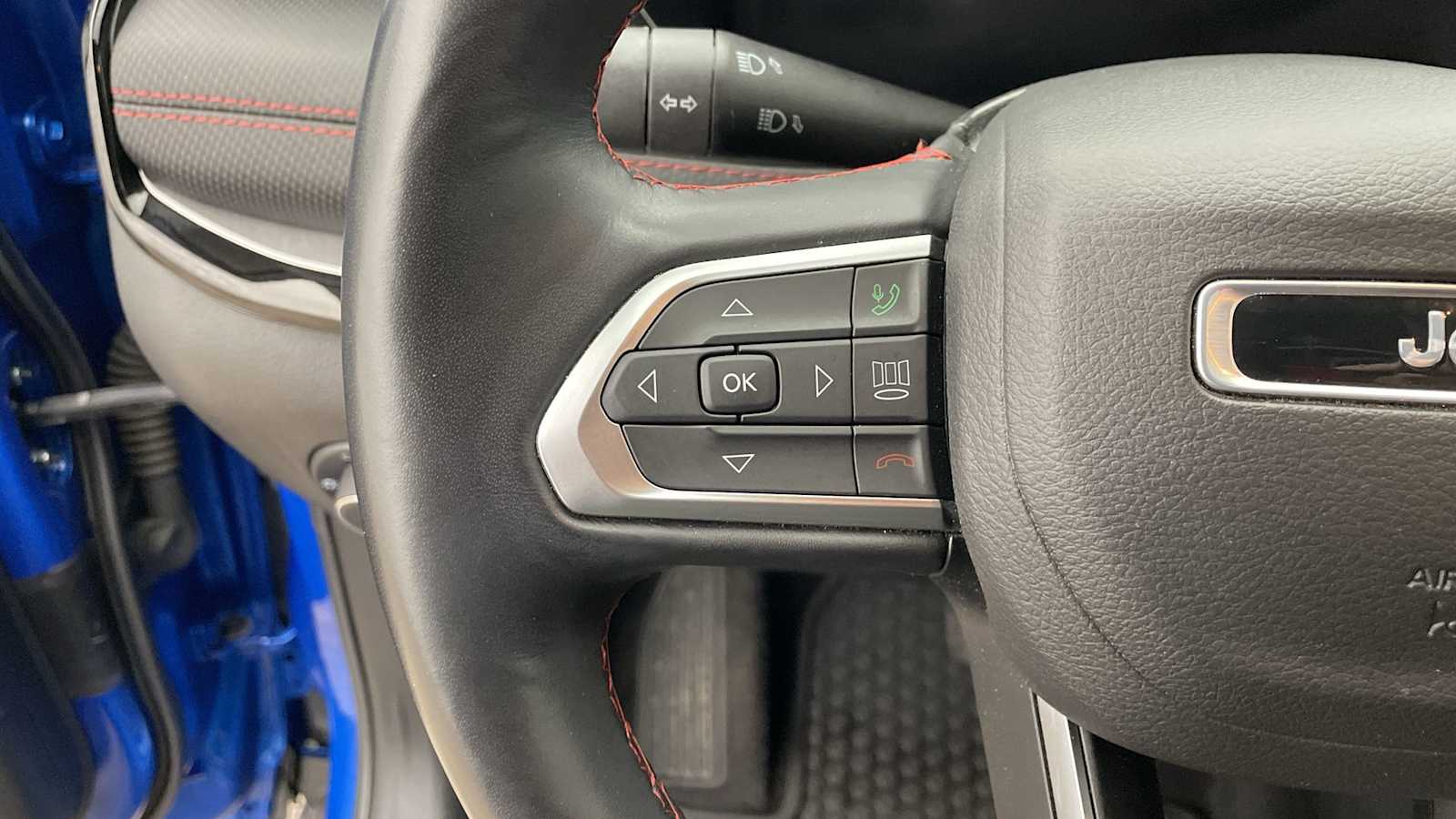 Thumbnail: 2022 Jeep Compass - 13