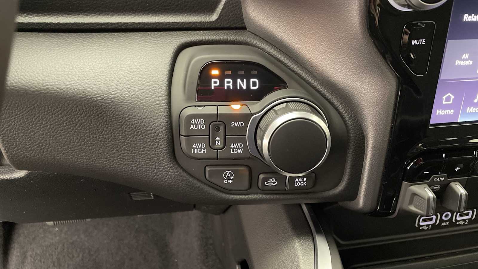 Thumbnail: 2026 RAM 1500 - 18
