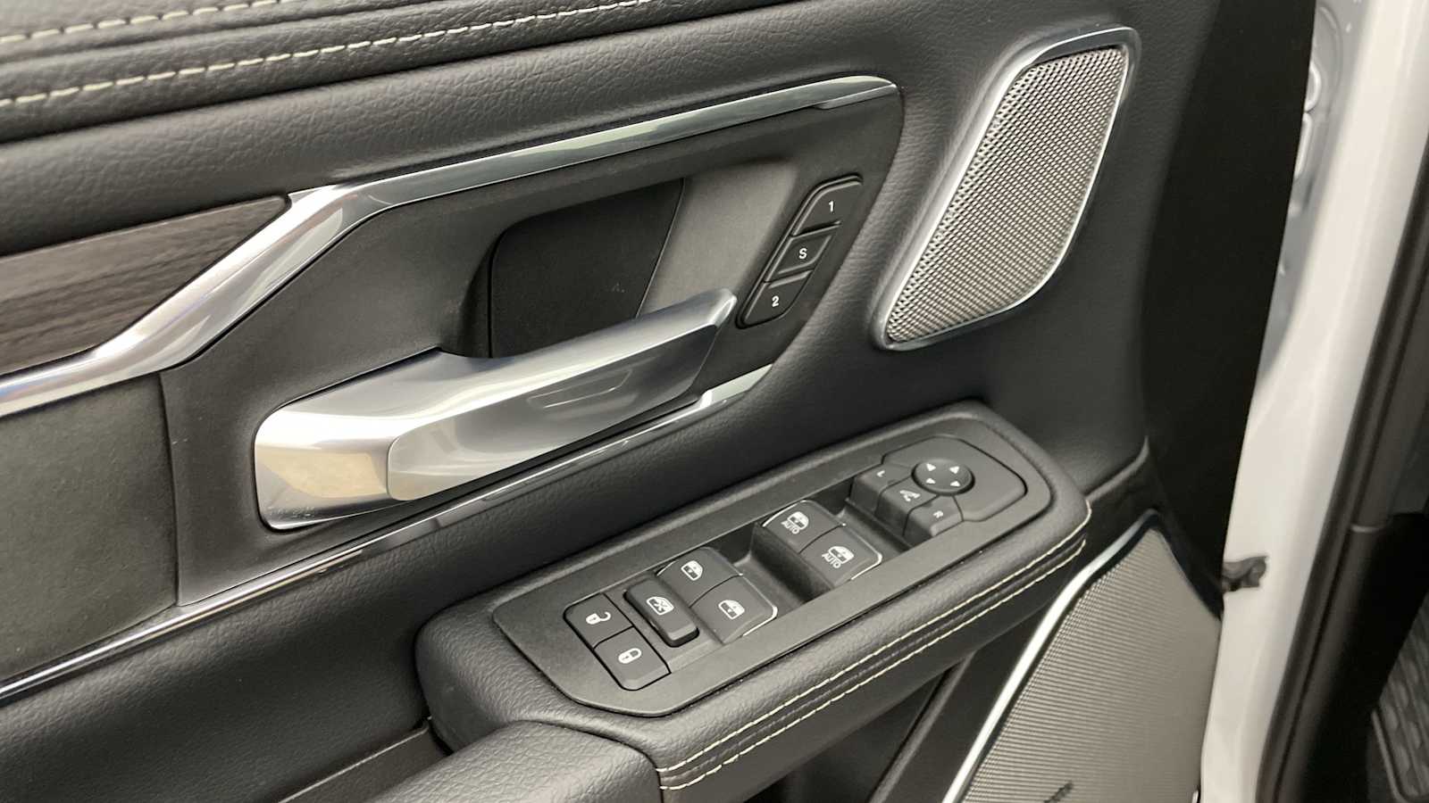 Thumbnail: 2026 RAM 1500 - 7