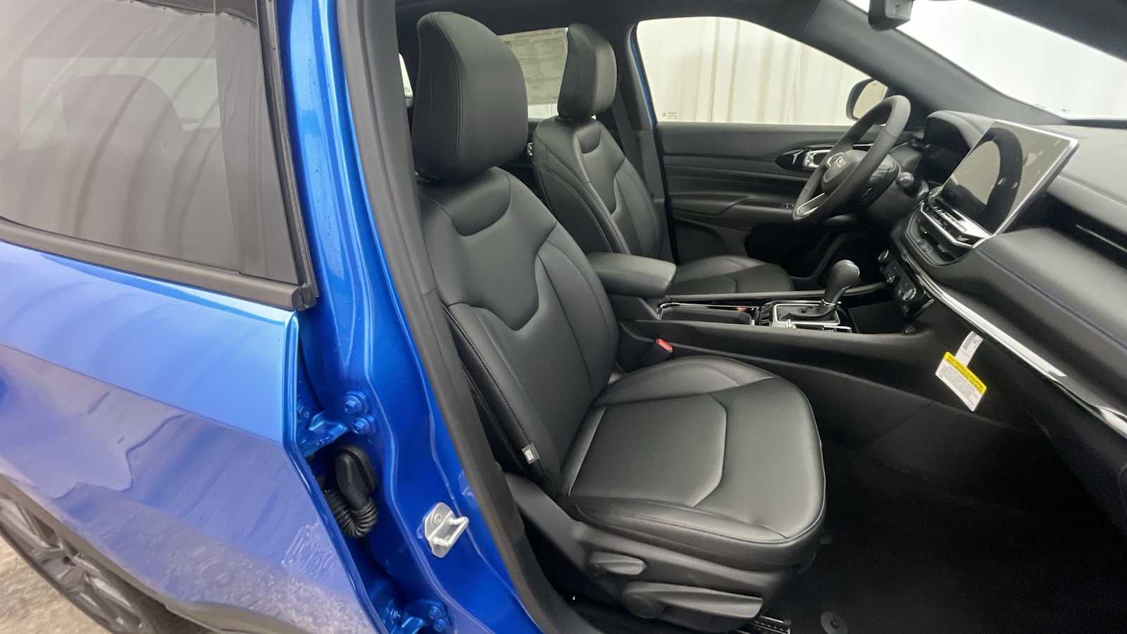 Thumbnail: 2026 Jeep Compass - 13