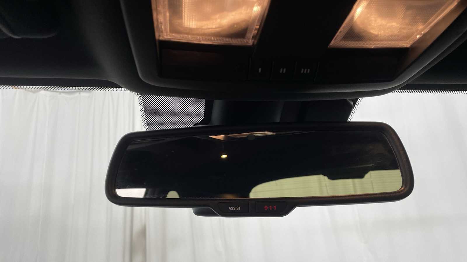 Thumbnail: 2015 Dodge Challenger - 22