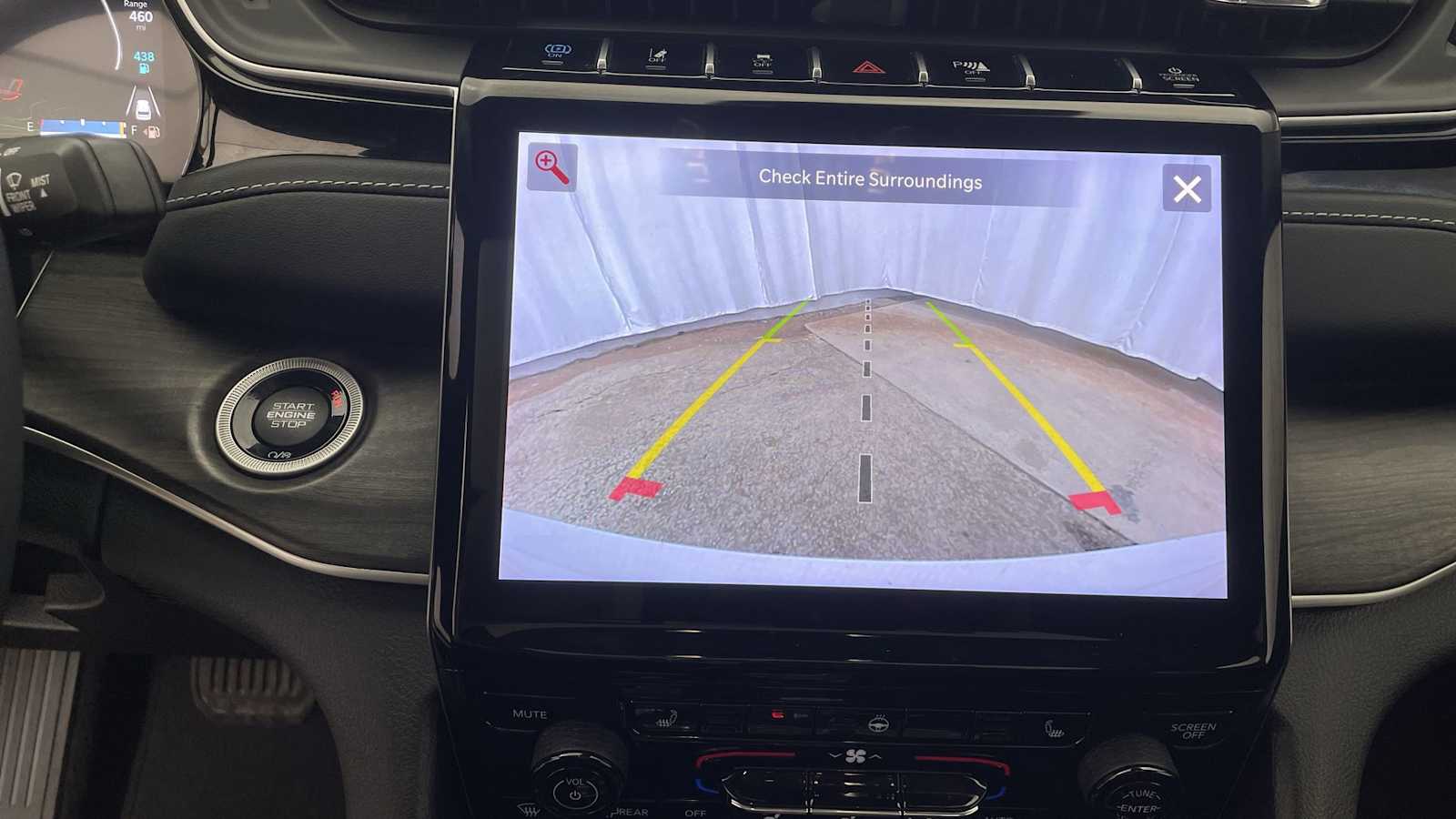 Thumbnail: 2023 Jeep Grand Cherokee - 5