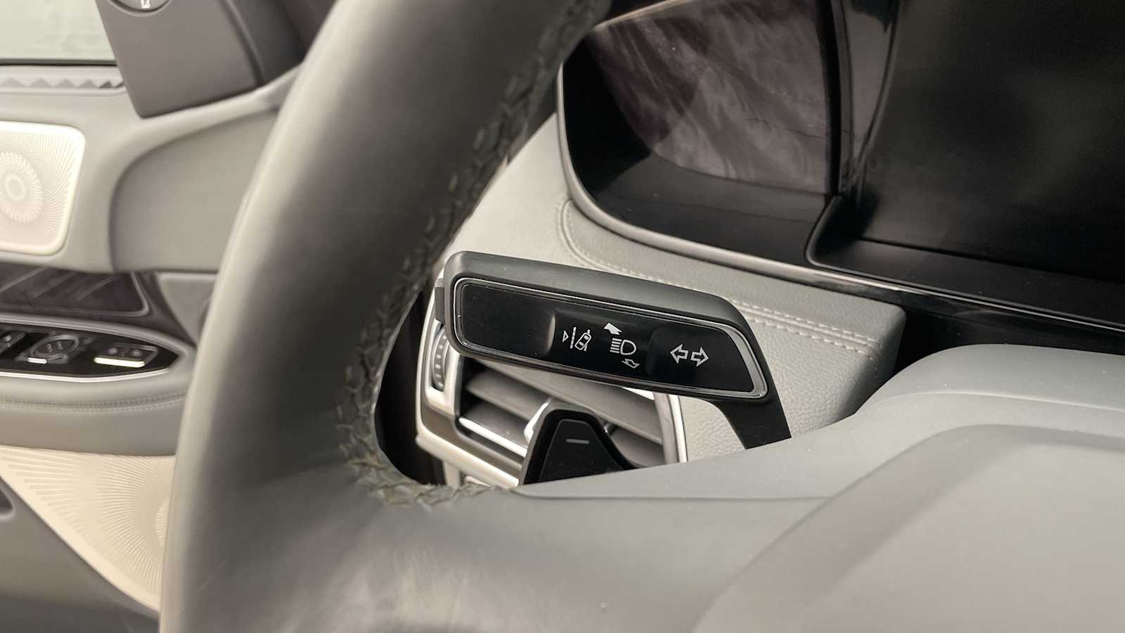 Thumbnail: 2018 Lincoln Navigator L - 19