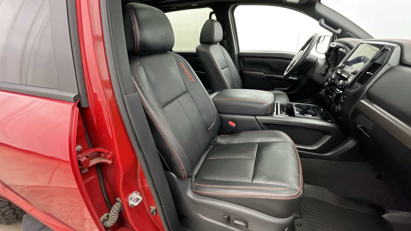 Thumbnail: 2024 Nissan Titan - 13