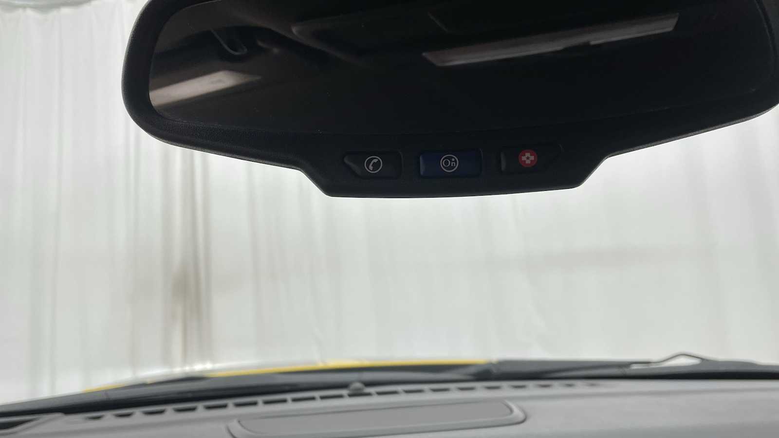 Thumbnail: 2011 Chevrolet Camaro - 22