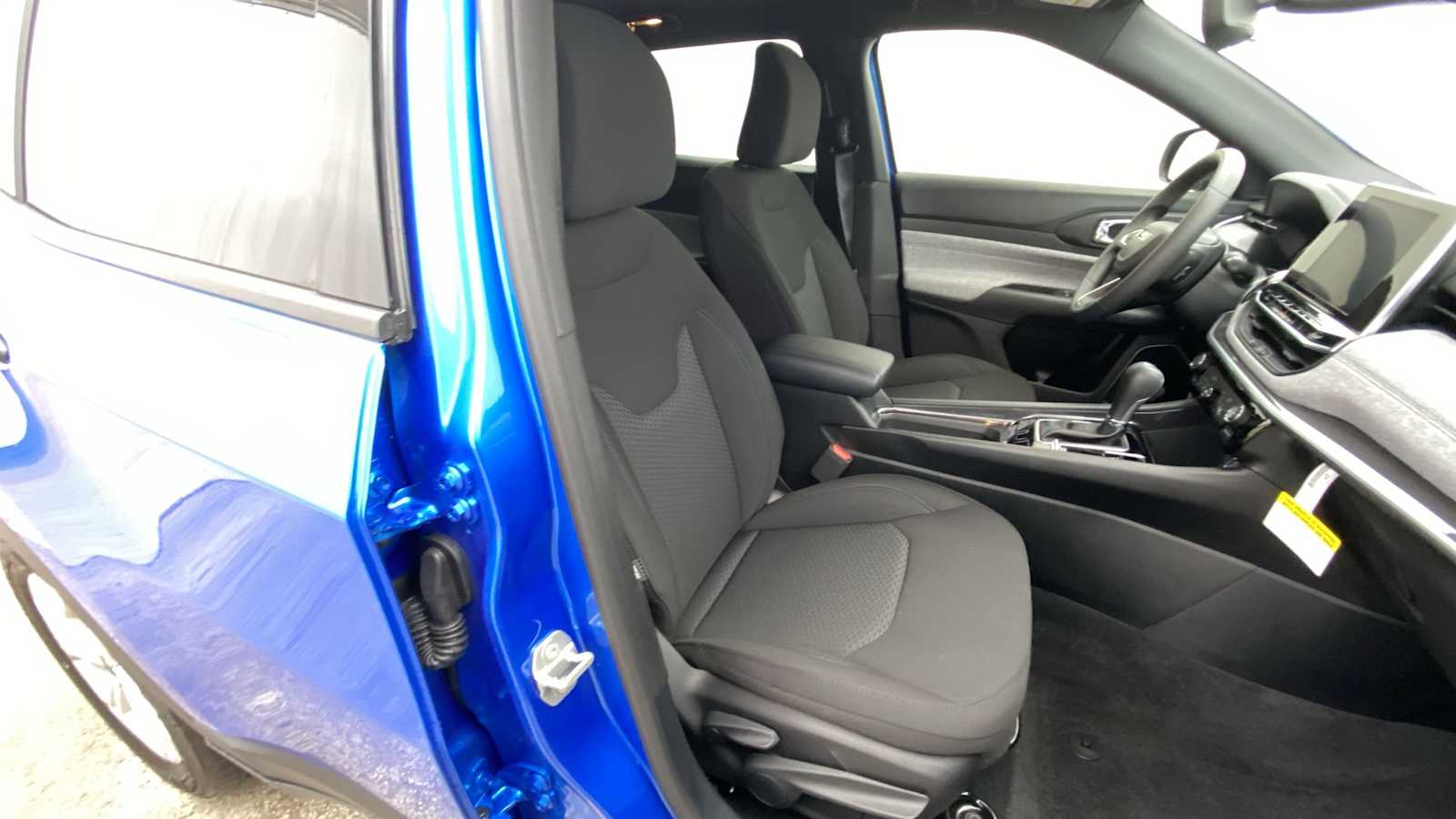 Thumbnail: 2025 Jeep Compass - 10