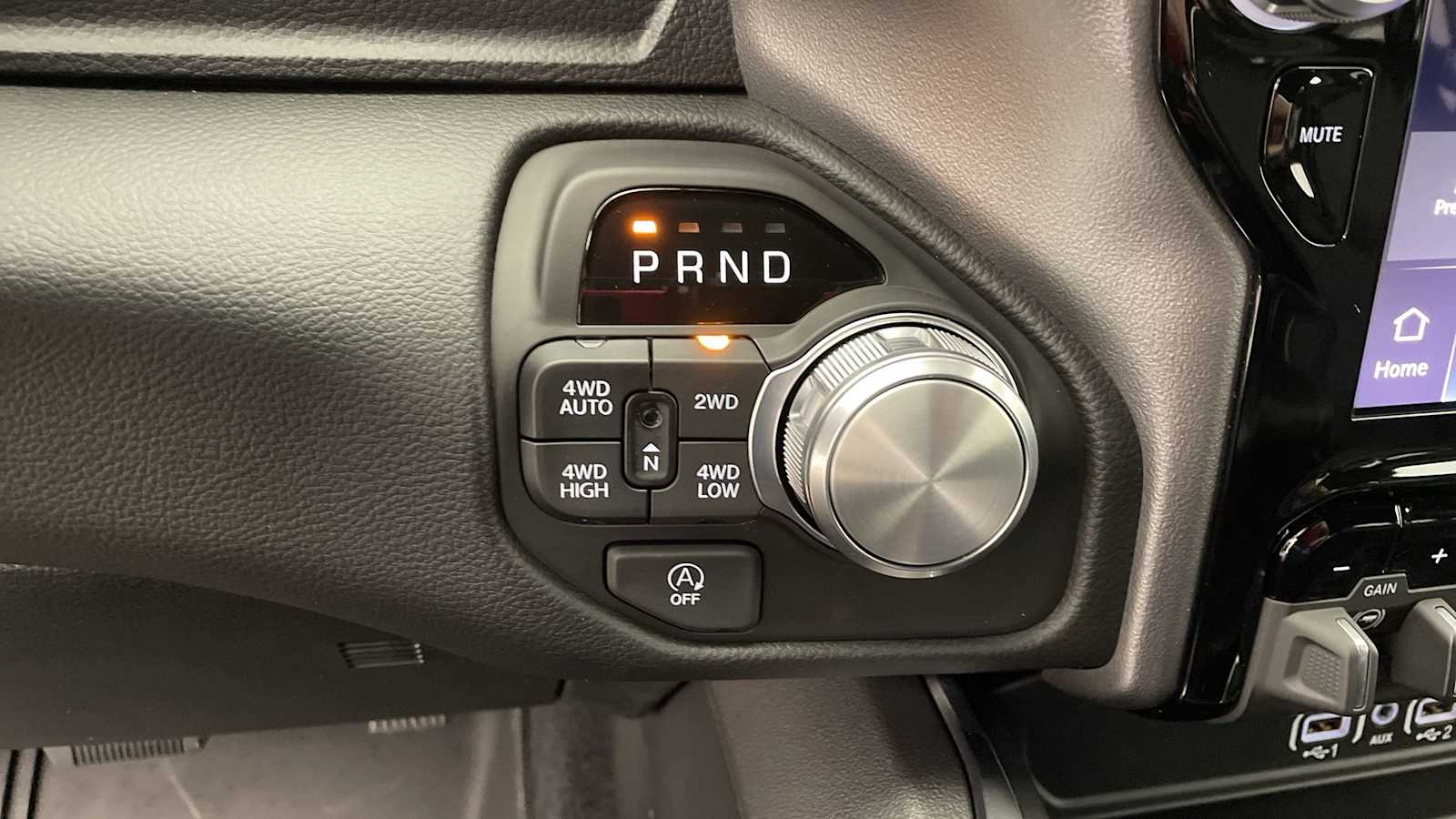 Thumbnail: 2026 RAM 1500 - 19