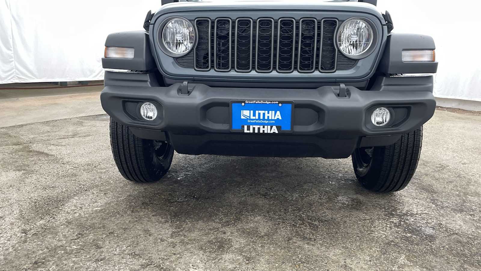 Thumbnail: 2025 Jeep Wrangler - 35