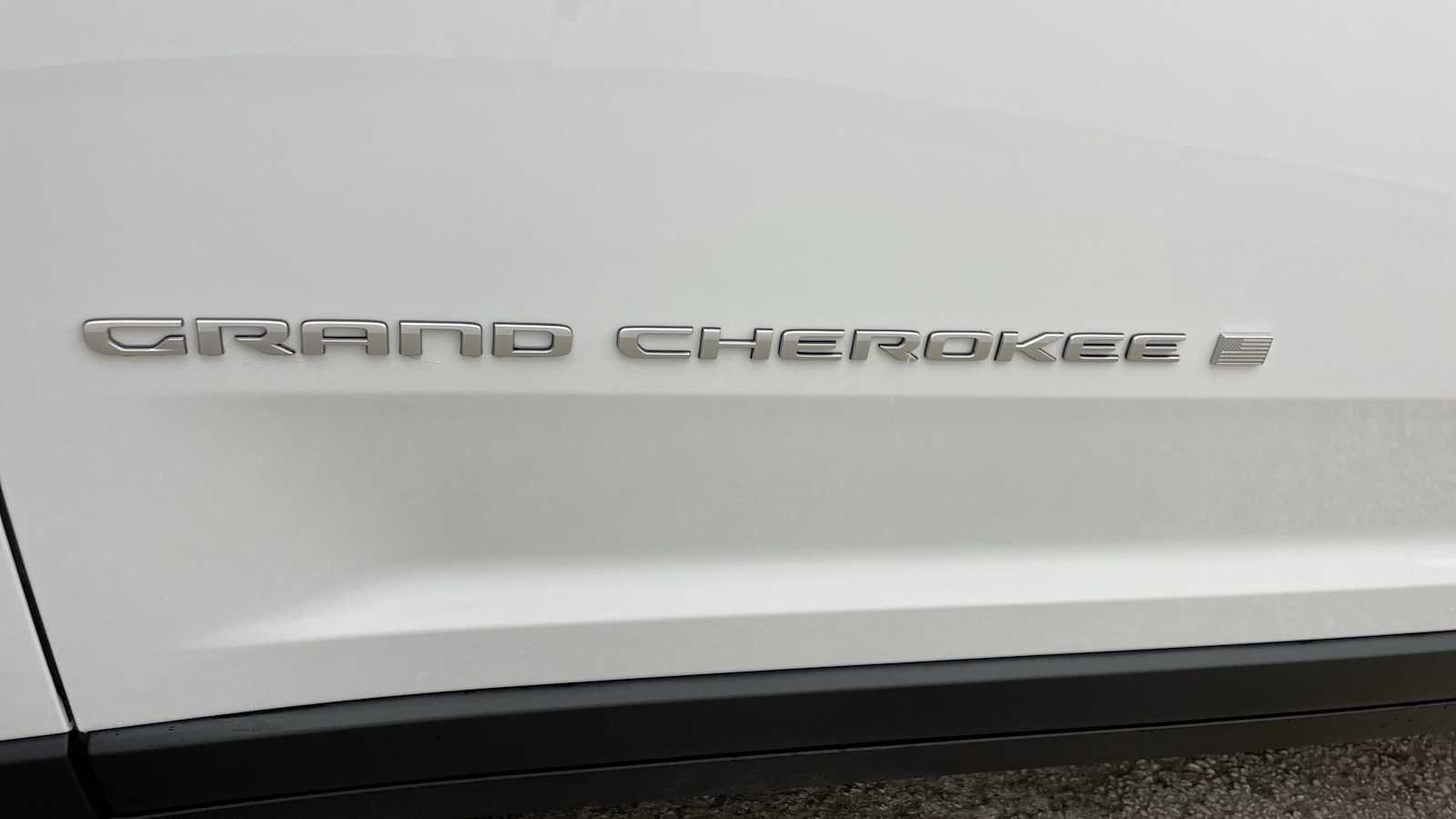 Thumbnail: 2026 Jeep Grand Cherokee L - 43