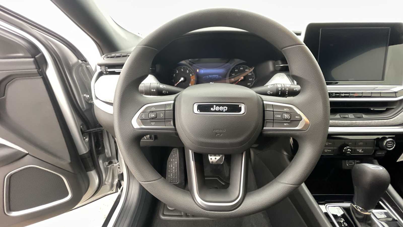 Thumbnail: 2025 Jeep Compass - 11