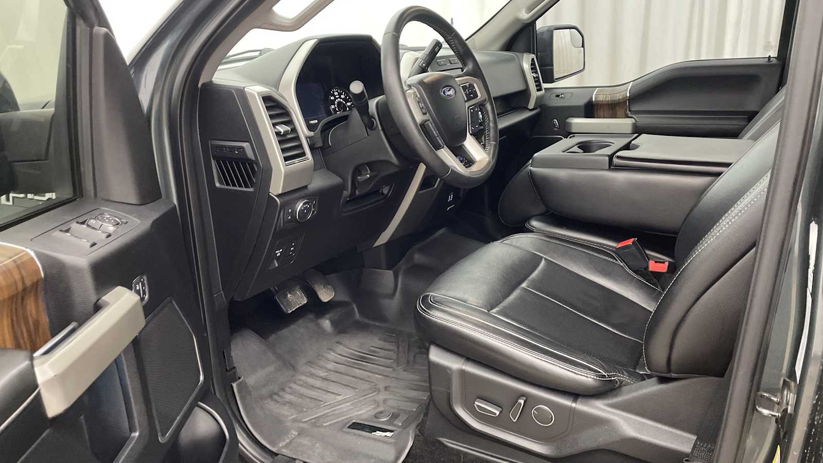 Thumbnail: 2018 Ford F-150 - 2