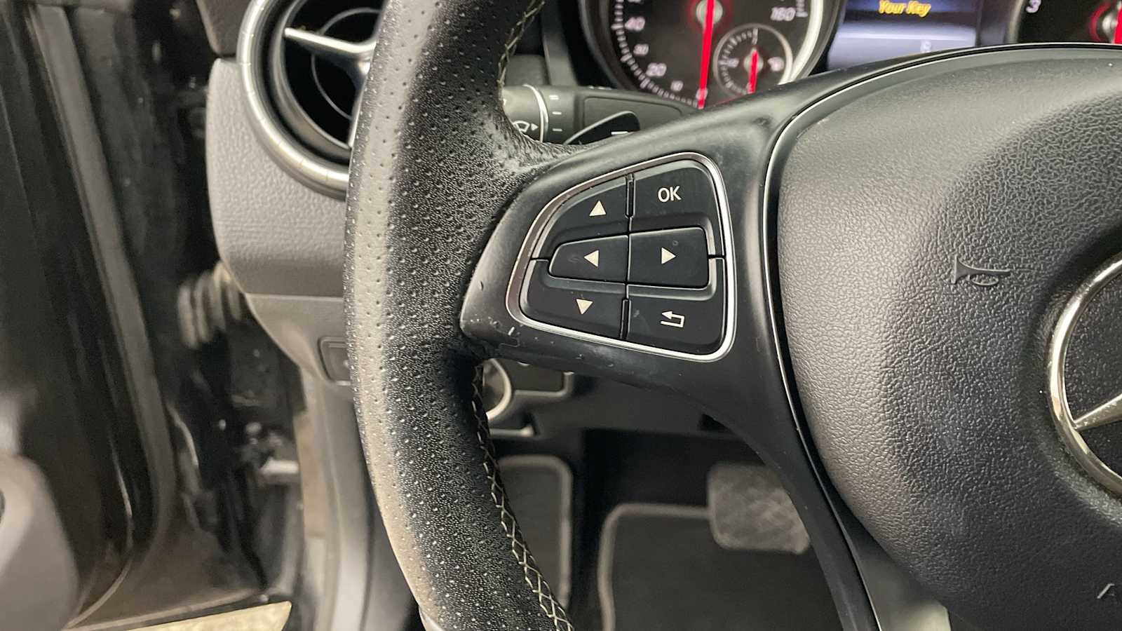 Thumbnail: 2018 Mercedes-Benz CLA - 13