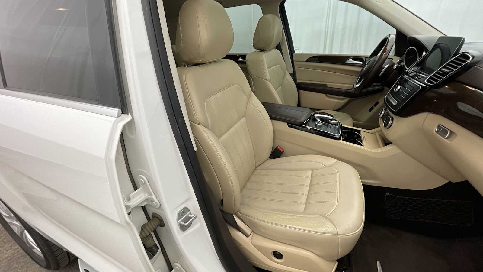 Thumbnail: 2017 Mercedes-Benz GLS - 14