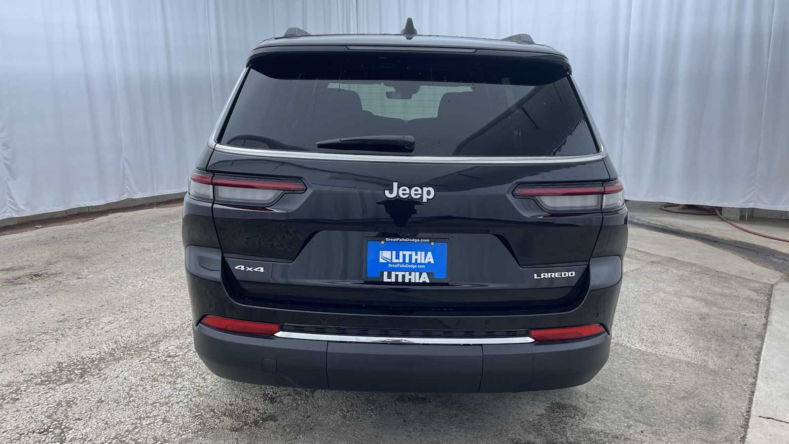 Thumbnail: 2025 Jeep Grand Cherokee - 35