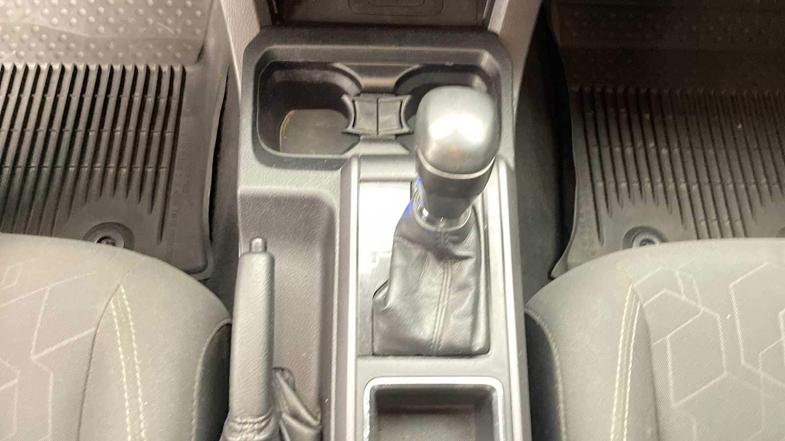 Thumbnail: 2019 Toyota Tacoma - 20