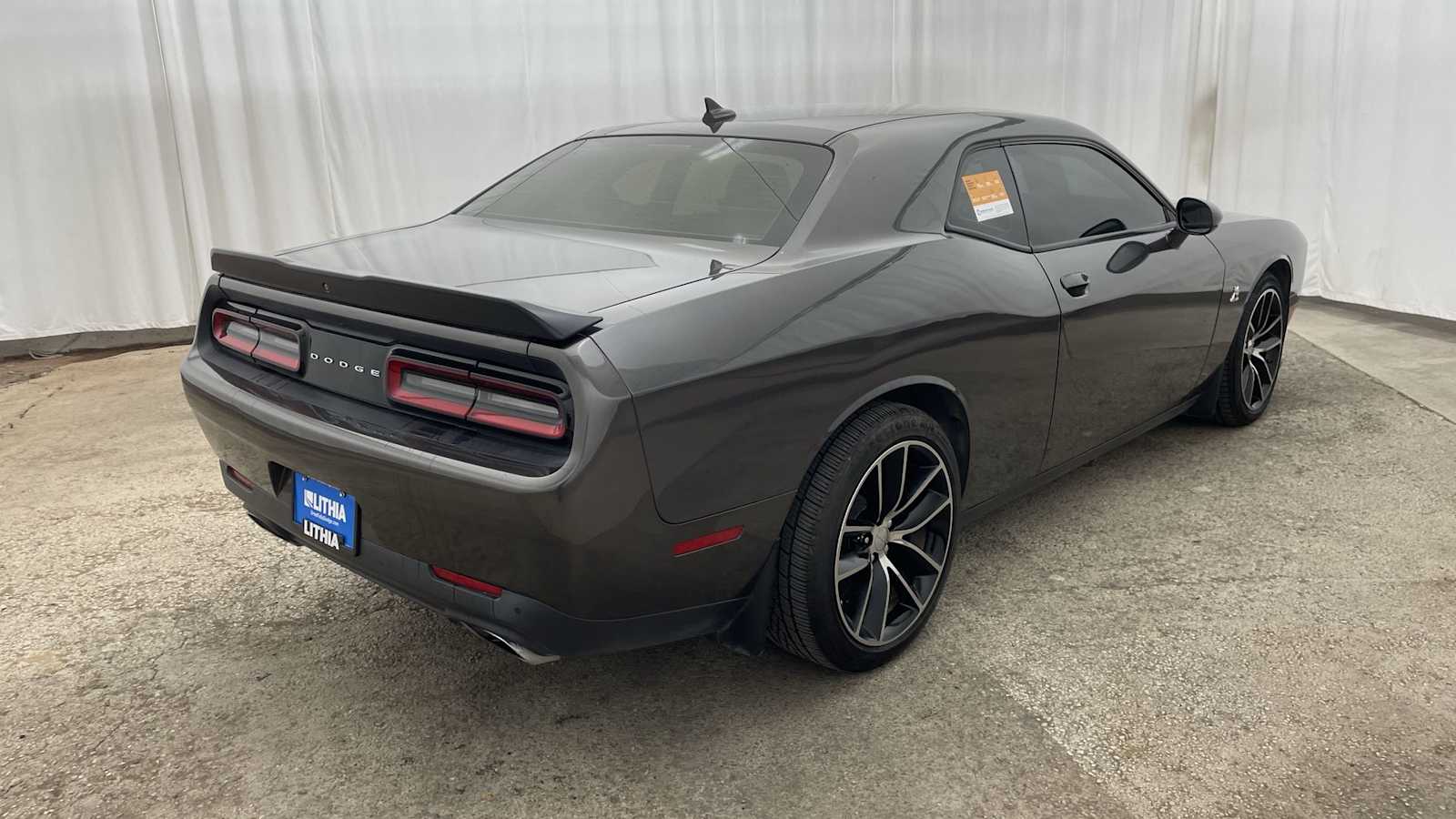 Thumbnail: 2015 Dodge Challenger - 31