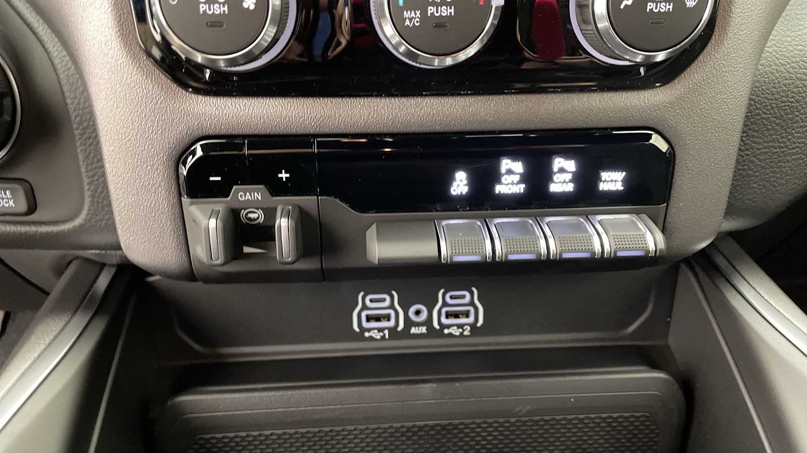 Thumbnail: 2026 RAM 1500 - 22