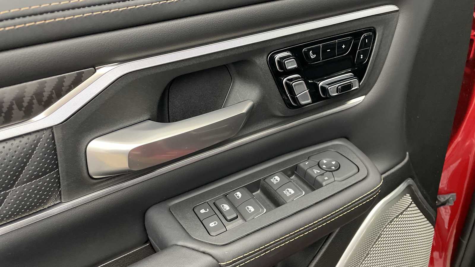 Thumbnail: 2026 RAM 1500 - 7