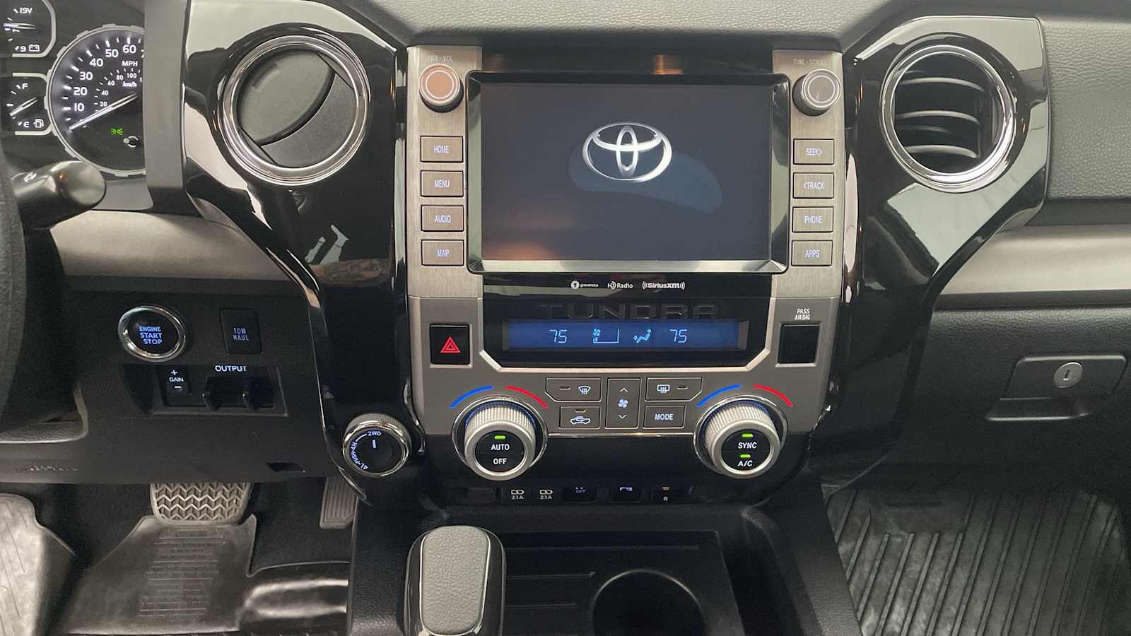 Thumbnail: 2021 Toyota Tundra - 17